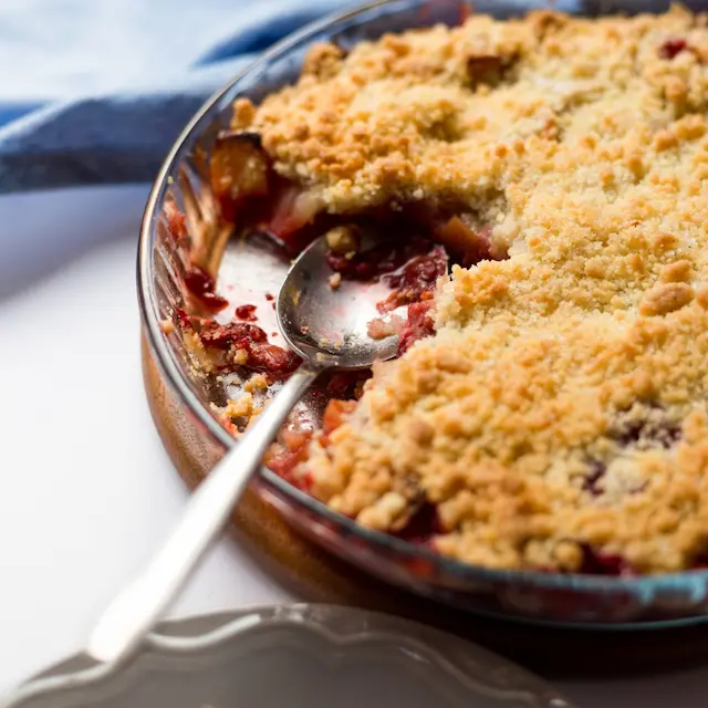 Crumble fruits rouges fait maison